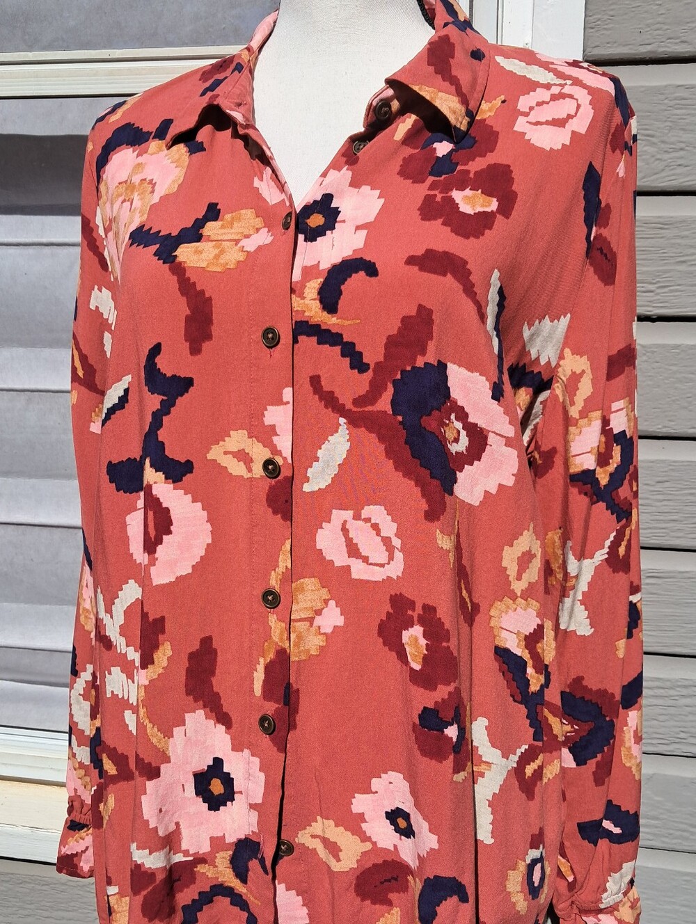 Canyon Retreat L Button-Front Shirt Coral Rust Pink EUC